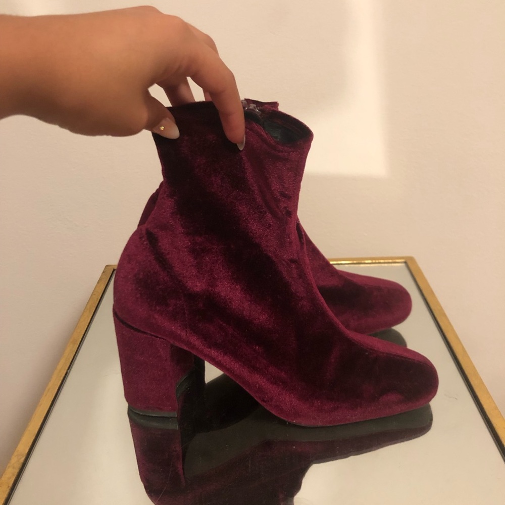 Velvet booties